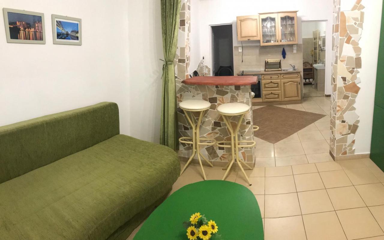 Francesco Apartmanhaz Velence Exterior photo